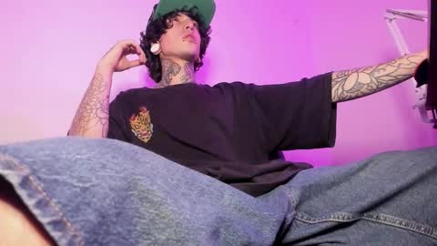 Ethan sykes online show from November 19, 3:17 am