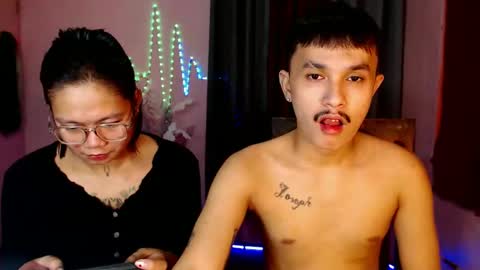 Snapshot of ethan_uwuxx chatting on December 8, 5:01 pm DAVE online show from December 8, 5:01 pm