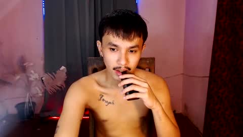 Snapshot of ethan_uwuxx chatting on January 20, 11:13 am DAVE online show from January 20, 11:13 am