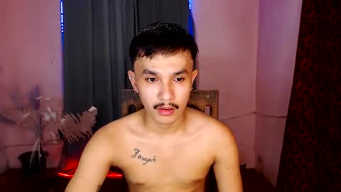 Snapshot of ethan_uwuxx chatting on January 22, 1:11 pm DAVE online show from January 22, 1:11 pm