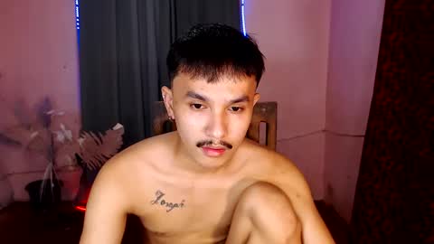 Snapshot of ethan_uwuxx chatting on January 22, 6:41 pm DAVE online show from January 22, 6:41 pm