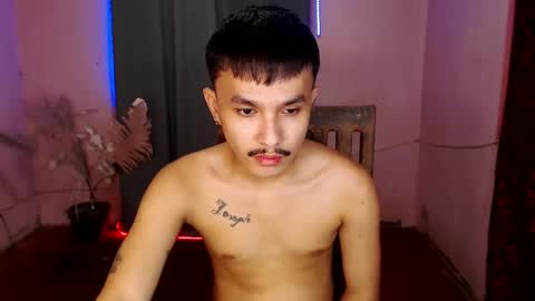 Snapshot of ethan_uwuxx chatting on January 26, 3:14 pm DAVE online show from January 26, 3:14 pm