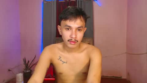 Snapshot of ethan_uwuxx chatting on February 21, 2:06 pm DAVE online show from February 21, 2:06 pm