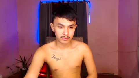 Snapshot of ethan_uwuxx chatting on February 23, 3:08 pm DAVE online show from February 23, 3:08 pm