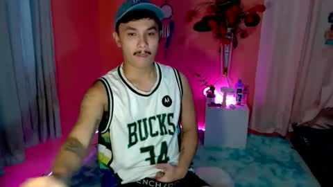 Snapshot of ethan_uwuxx chatting on October 7, 10:18 pm DAVE online show from October 7, 10:18 pm