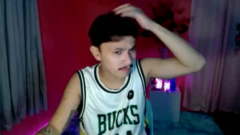 Snapshot of ethan_uwuxx chatting on October 8, 6:38 pm DAVE online show from October 8, 6:38 pm