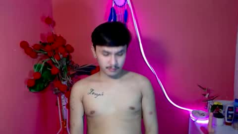 Snapshot of ethan_uwuxx chatting on October 20, 5:52 am DAVE online show from October 20, 5:52 am