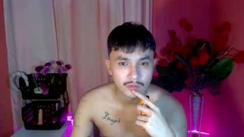 Snapshot of ethan_uwuxx chatting on October 28, 12:09 pm DAVE online show from October 28, 12:09 pm