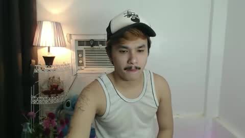 Snapshot of ethan_uwuxx chatting on March 1, 8:22 pm DAVE online show from March 1, 8:22 pm