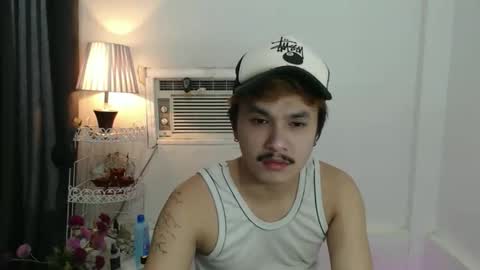 Snapshot of ethan_uwuxx chatting on March 4, 8:09 am DAVE online show from March 4, 8:09 am