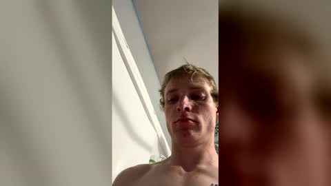 ethanbmx2001 online show from April 9, 3:17 pm