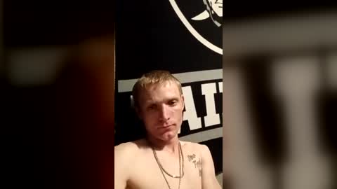 Snapshot of ethanbmx2001 chatting on July 11, 10:18 am ethanbmx2001 online show from July 11, 10:18 am