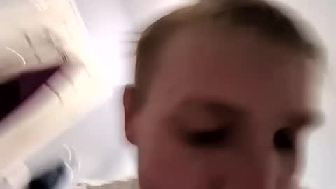 Snapshot of ethanbmx2001 chatting on July 20, 3:43 am ethanbmx2001 online show from July 20, 3:43 am