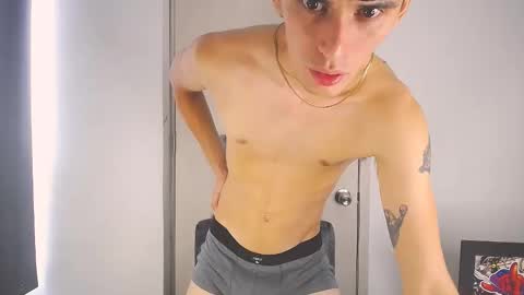 Snapshot of ethancoleeman chatting on May 27, 5:54 pm EthanColeeman online show from May 27, 5:54 pm