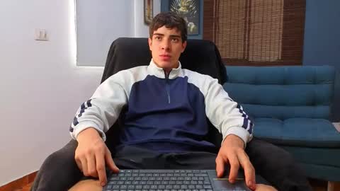 Snapshot of ethangreey1 chatting on May 6, 6:13 pm ethangreey1 online show from May 6, 6:13 pm