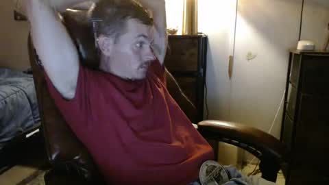 Snapshot of ethansteelexxx2 chatting on July 18, 1:43 am ethansteelexxx2 online show from July 18, 1:43 am