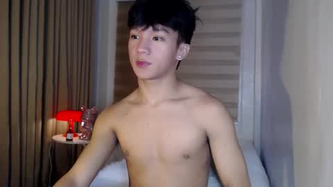 Snapshot of etherealboytoy4hire chatting on February 21, 3:13 pm Rey online show from February 21, 3:13 pm