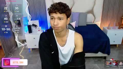 ette online show from November 25, 3:28 am