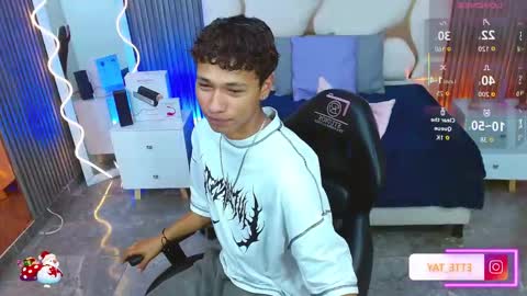 ette online show from November 28, 3:09 am