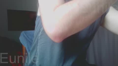 Snapshot of eunile chatting on December 23, 10:57 am eunile online show from December 23, 10:57 am