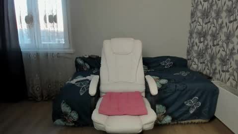 Eva online show from November 17, 9:37 am