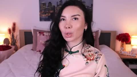 Snapshot of eva__si chatting on June 6, 7:02 am Eva online show from June 6, 7:02 am