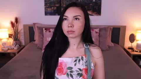 Snapshot of eva__si chatting on July 10, 7:01 am Eva online show from July 10, 7:01 am