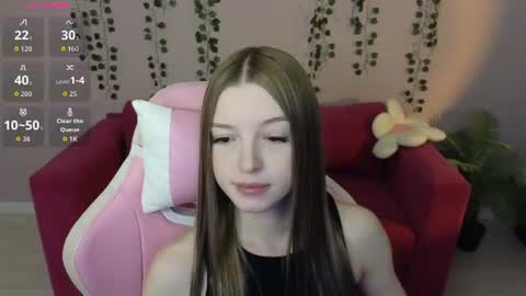 Snapshot of eva__thompson chatting on July 10, 12:59 am Eva online show from July 10, 12:59 am