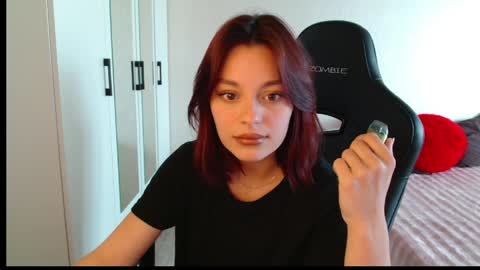 Snapshot of eva_avea chatting on March 30, 8:26 am Vanellope online show from March 30, 8:26 am
