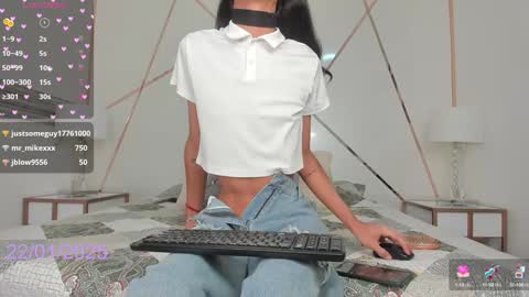 Snapshot of eva_coluccy chatting on January 22, 11:32 pm EVA COLUCCY online show from January 22, 11:32 pm