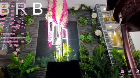 Snapshot of eva_coluccy chatting on February 4, 12:08 am EVA COLUCCY online show from February 4, 12:08 am