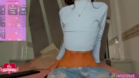 Snapshot of eva_coluccy chatting on February 14, 1:51 pm EVA COLUCCY online show from February 14, 1:51 pm