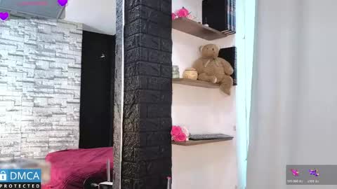 Snapshot of eva_delight_ chatting on May 13, 12:24 pm eva delight online show from May 13, 12:24 pm