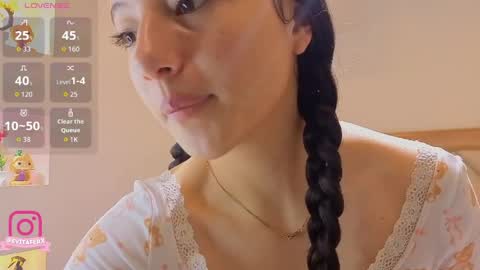 Eva online show from May 7, 10:09 am