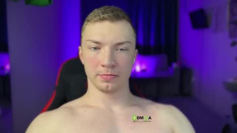 Eva and Iron online show from February 23, 8:39 pm