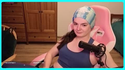 Gamer Katt online show from October 4, 10:57 am