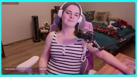 Snapshot of eva_katt chatting on May 30, 1:19 pm Gamer Katt online show from May 30, 1:19 pm