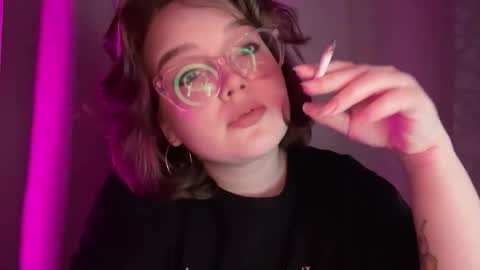 eva_kittenn online show from November 3, 5:47 pm