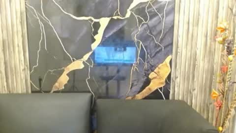 Snapshot of eva_luna699425 chatting on May 11, 12:44 pm eva_luna699425 online show from May 11, 12:44 pm