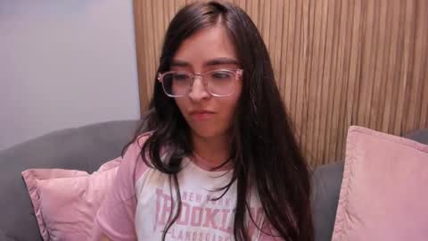 Angelinne online show from January 8, 11:54 am