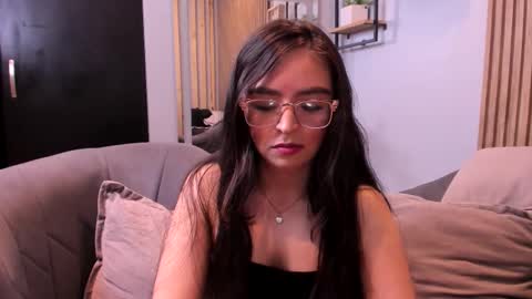 Angelinne online show from November 15, 3:26 am