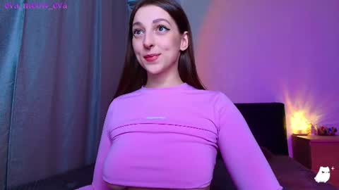 eva_meow_eva online show from August 3, 9:40 pm
