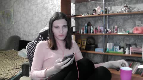 Snapshot of eva_princess__ chatting on April 9, 3:39 pm Eva The Princess online show from April 9, 3:39 pm