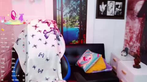 Eva online show from March 26, 2:44 pm