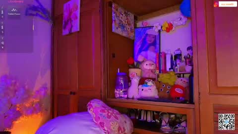 Snapshot of eva_rosse69 chatting on May 23, 12:09 pm Eva online show from May 23, 12:09 pm