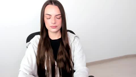 Eva online show from January 21, 5:30 pm