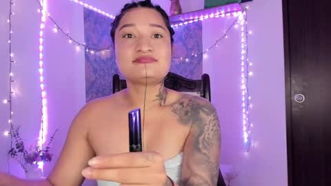 Snapshot of eva_sanderslee chatting on March 4, 9:48 am Eva online show from March 4, 9:48 am