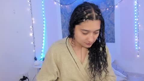 Eva  online show from April 18, 9:35 am