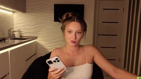 Snapshot of eva_shake chatting on December 22, 11:02 pm Eva online show from December 22, 11:02 pm