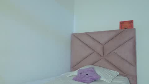 Snapshot of eva_sin18 chatting on April 25, 11:46 pm Eva Sin online show from April 25, 11:46 pm
